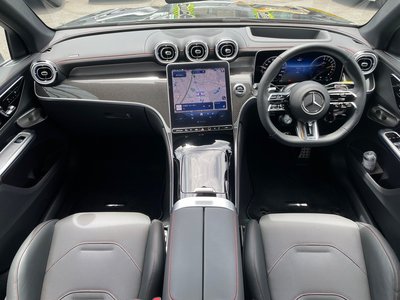 2025 Mercedes-BENZ GLC AMG 照片 9