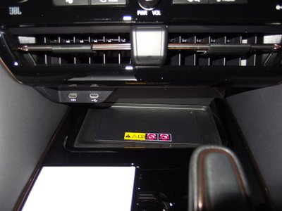 صورة 42 لـ 2025 Toyota ALPHARD