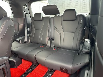 صورة 22 لـ 2025 Toyota ALPHARD