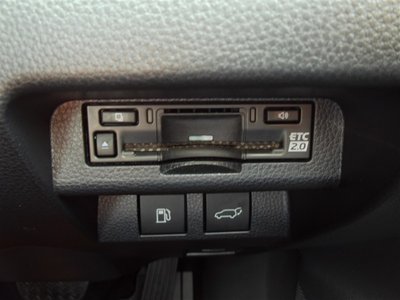 صورة 13 لـ 2025 Toyota CROWN ESTATE