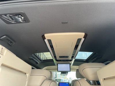 صورة 68 لـ 2025 Toyota ALPHARD