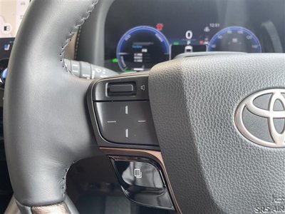صورة 22 لـ 2025 Toyota ALPHARD