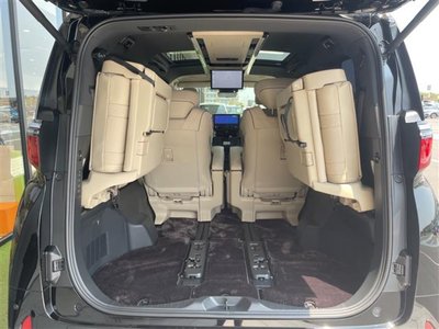 صورة 38 لـ 2025 Toyota ALPHARD