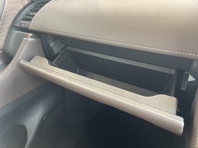 صورة 71 لـ 2025 Toyota ALPHARD