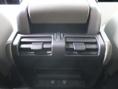 2024 LAND Rover DEFENDER 缩略图 52