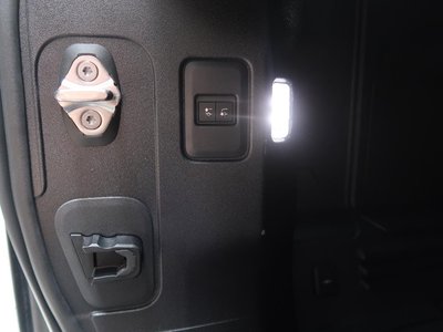 2024 LAND Rover DEFENDER 缩略图 56