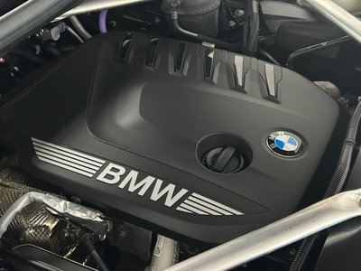 2025 BMW X6 photo 5