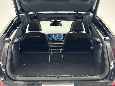 2025 BMW X6 photo 16