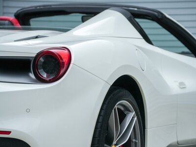 2016 Ferrari 488 SPIDER 照片 21