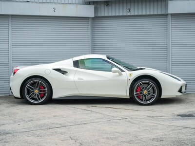 2016 Ferrari 488 SPIDER 照片 14