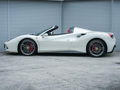 2016 Ferrari 488 SPIDER 照片 30