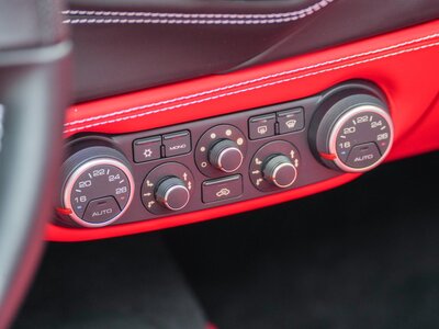 2016 Ferrari 488 SPIDER 照片 44