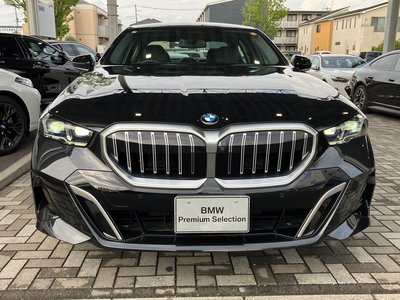 2025 BMW 5 SERIES 照片 6