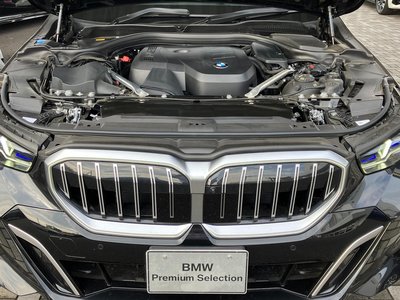 2025 BMW 5 SERIES 照片 11
