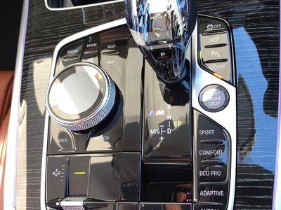 2021 BMW X7 thumbnail 33