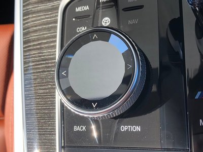 2021 BMW X7 thumbnail 35