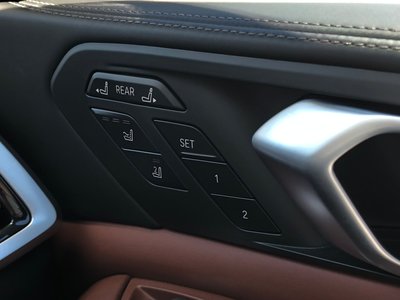 2021 BMW X7 thumbnail 63