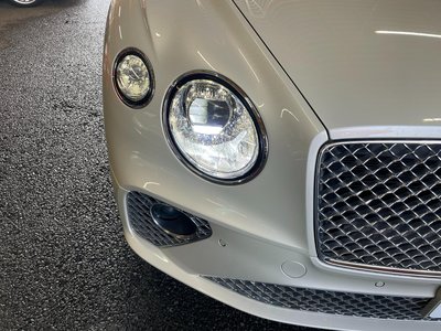 صورة 9 لـ 2018 Bentley CONTINENTAL