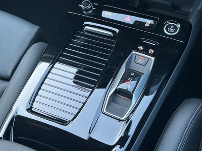 2025 AUDI Q6 E-TRON 照片 37