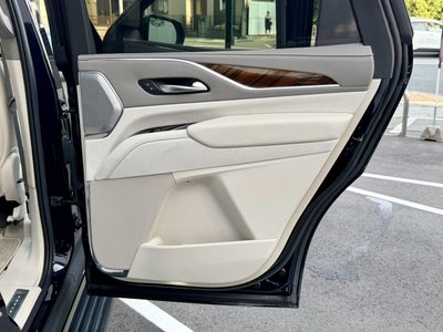 صورة مصغرة 40 لـ 2022 Cadillac ESCALADE