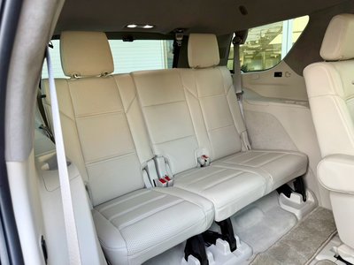صورة مصغرة 31 لـ 2022 Cadillac ESCALADE