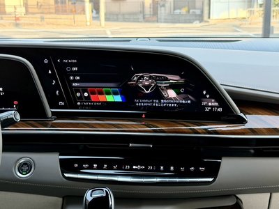صورة مصغرة 54 لـ 2022 Cadillac ESCALADE