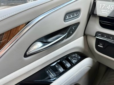 صورة مصغرة 65 لـ 2022 Cadillac ESCALADE