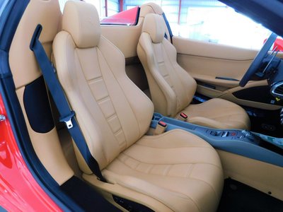 صورة 23 لـ 2013 Ferrari 458 SPIDER