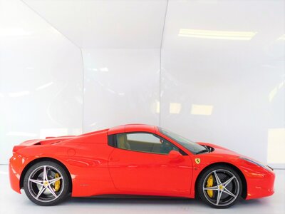 صورة 38 لـ 2013 Ferrari 458 SPIDER