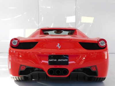 صورة 47 لـ 2013 Ferrari 458 SPIDER