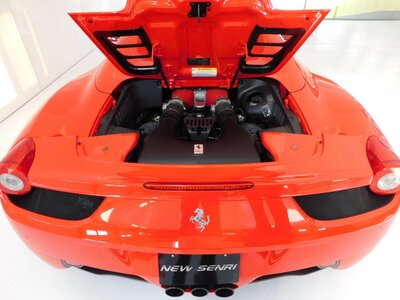 صورة 53 لـ 2013 Ferrari 458 SPIDER