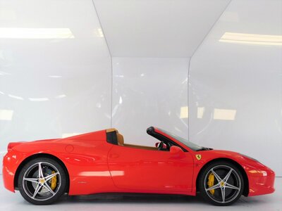 صورة 42 لـ 2013 Ferrari 458 SPIDER