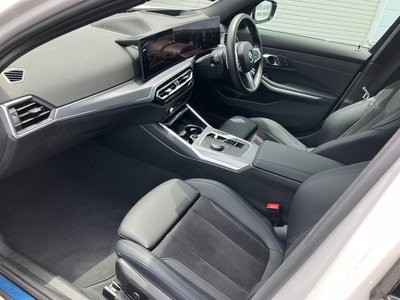صورة 6 لـ 2024 BMW 3 SERIES