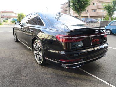 2022 AUDI A8 photo 6