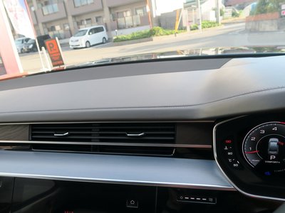 2022 AUDI A8 thumbnail 32