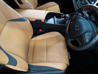 2024 Lexus ES thumbnail 58