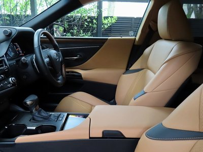 2024 Lexus ES thumbnail 62