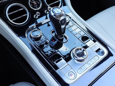 صورة مصغرة 33 لـ 2020 Bentley CONTINENTAL