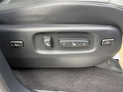 2020 Lexus LX 照片 57