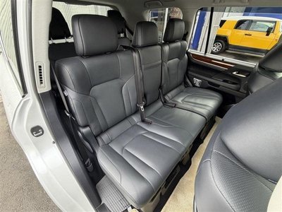2020 Lexus LX 照片 16