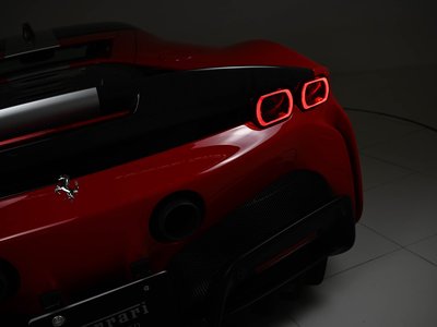 2021 Ferrari SF90 STRADALE 照片 31