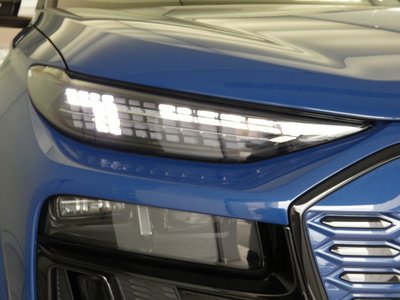 2025 AUDI Q6 E-TRON photo 44