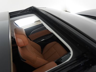 صورة مصغرة 31 لـ 2023 AUDI A8