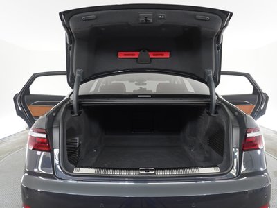 صورة مصغرة 30 لـ 2023 AUDI A8