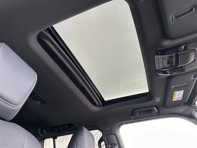 2025 Lexus GX photo 15