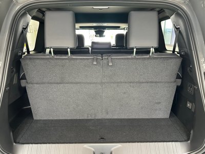 2025 Lexus GX thumbnail 19