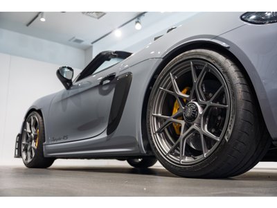 2025 Porsche 718 SPYDER thumbnail 20