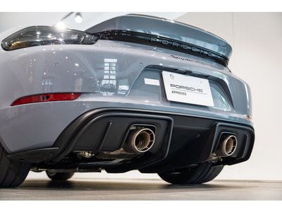 2025 Porsche 718 SPYDER photo 12