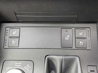 2023 Lexus RC — фото 18