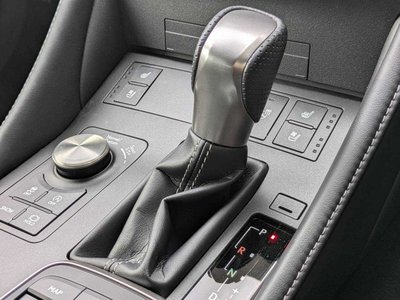 2023 Lexus RC — фото 19